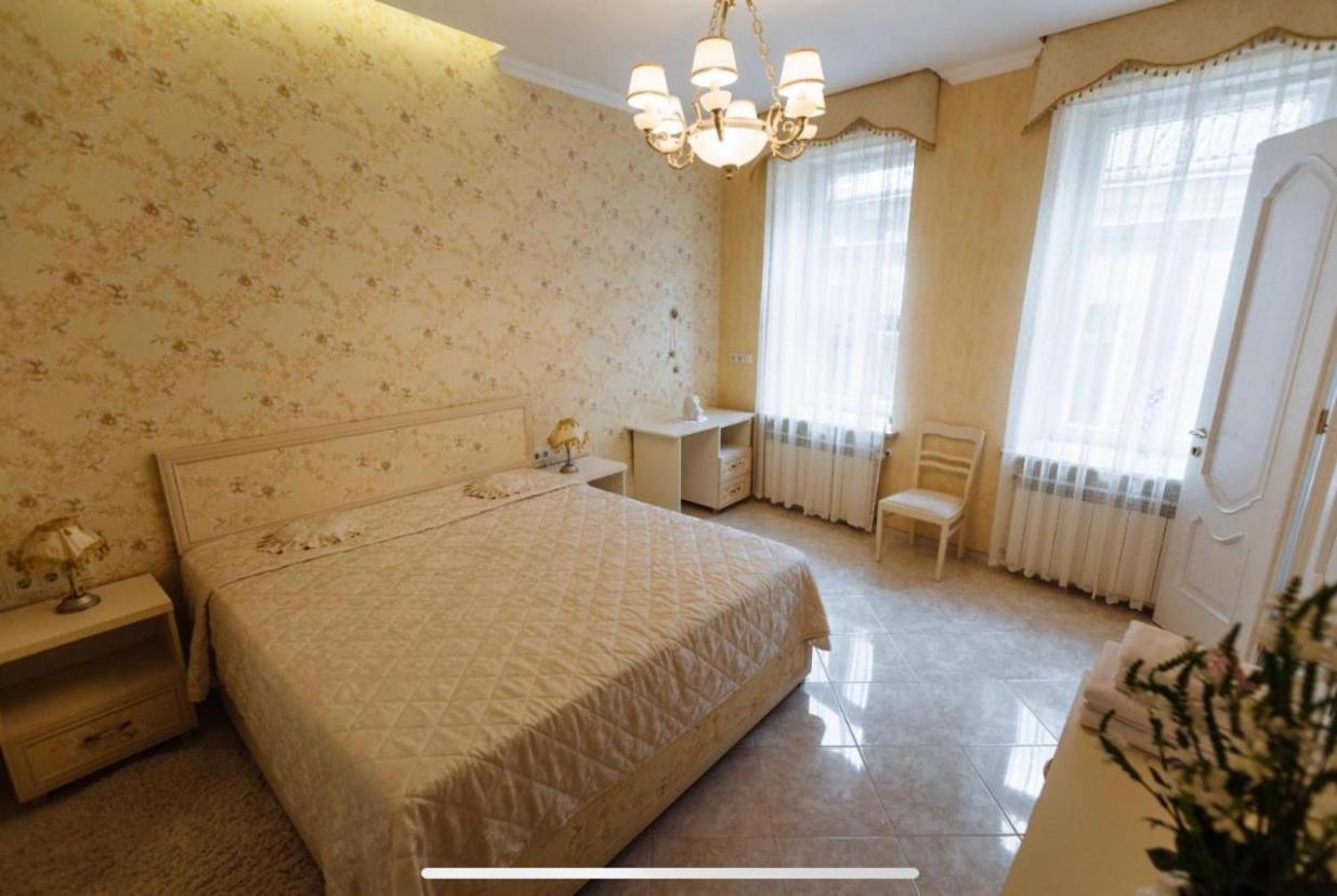 Central Lviv House Екстер'єр фото